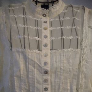 *Beautiful lacey Tribal blouse